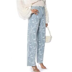 AKIRA Label Multiple Faces High Waisted Straight Jean, Size 9 (W28) , Like New